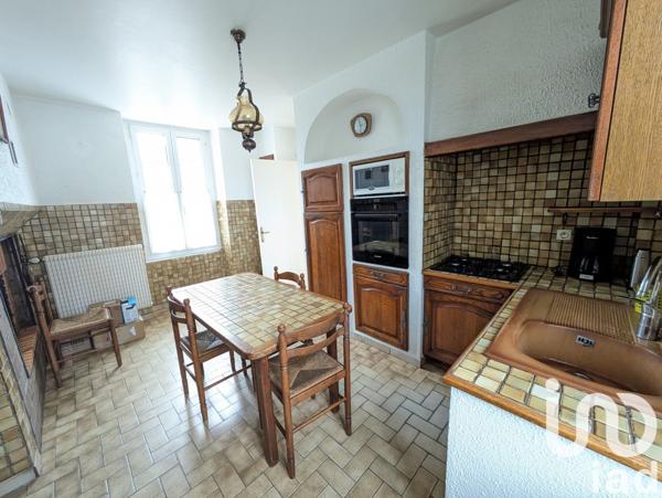 Maison de ville 8 pièces de 185 m² à Gan (64290)