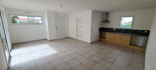 Maison Brem Sur Mer 84.82 m2