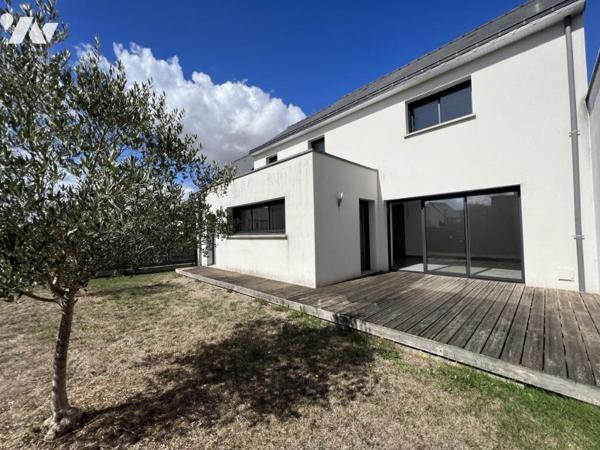 MAISON CONTEMPORAINE A VENDRE
