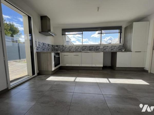 MAISON CONTEMPORAINE A VENDRE