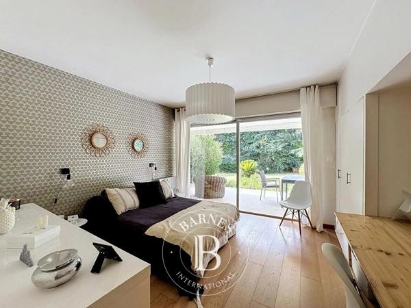 Marseille 8ème, Appartement 4 Chambres -  170 m² à vendre