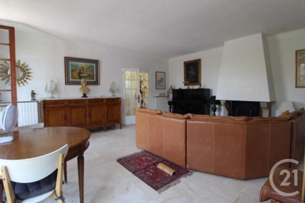 Maison à vendre  4 pièces - 94,18 m2 LA VARENNE ST HILAIRE - 94