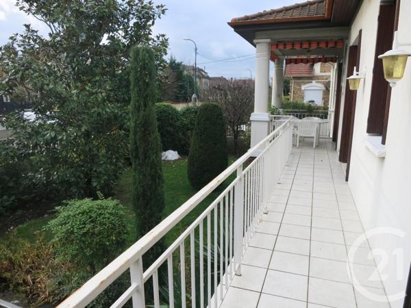 Maison à vendre  4 pièces - 94,18 m2 LA VARENNE ST HILAIRE - 94