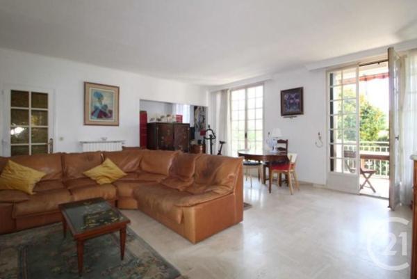 Maison à vendre  4 pièces - 94,18 m2 LA VARENNE ST HILAIRE - 94