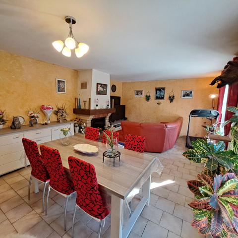 A VENDRE MAISON PLAIN PIED LERAN