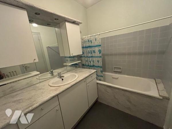 Appartement traversant - T4 – Dernier étage avec ascenseur – Proche Place Lafayette – ANGERS