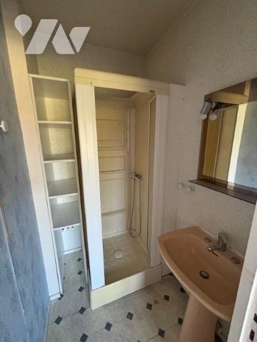 Appartement traversant - T4 – Dernier étage avec ascenseur – Proche Place Lafayette – ANGERS