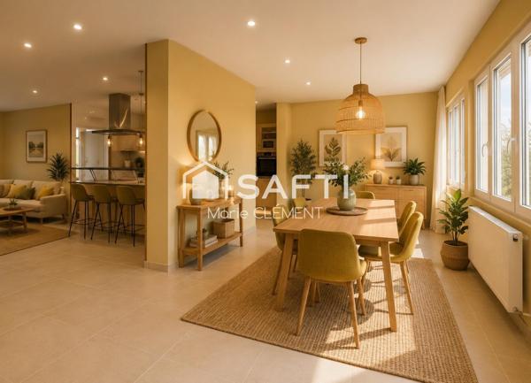 Maison individuelle de 220 m2 avec 6 chambres sur un terrain de 490 m2 avec un sous sol total.