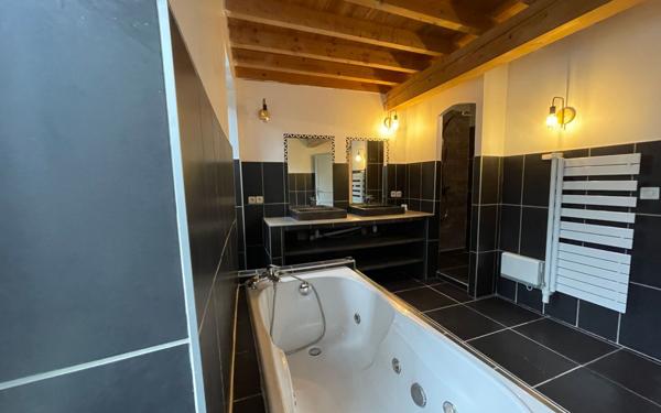 Maison à vendre    5 pièces •  Carcassonne