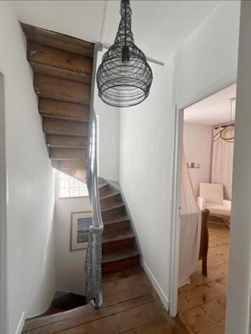 Maison à WAMBRECHIES, 59118 - 7 pièces 135m²