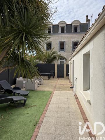 Immeuble à vendre 317 m² Fouras