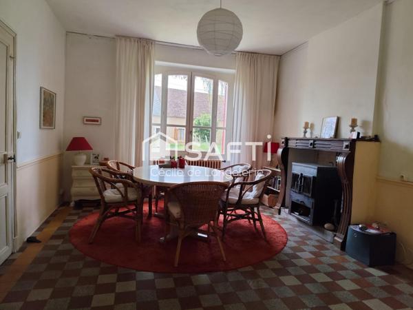 MAISON EN PIERRE - CHARME - VACANCES - JARDIN
