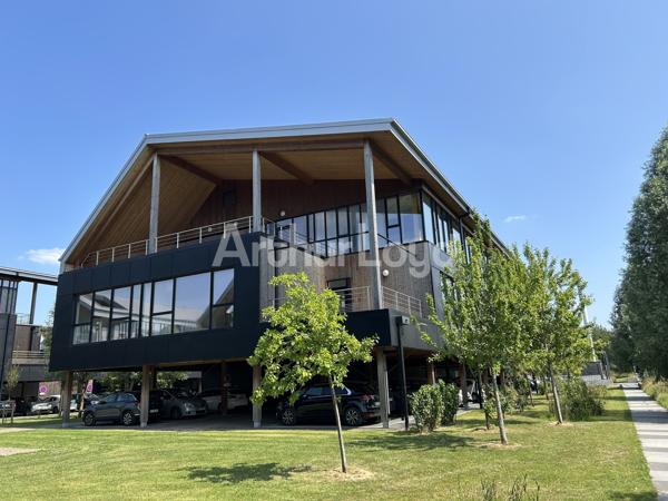 Bureaux à louer à Villeneuve d'Ascq immeuble moderne avec terrasses