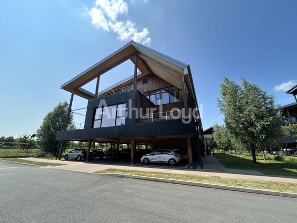 Bureaux à louer à Villeneuve d'Ascq immeuble moderne avec terrasses
