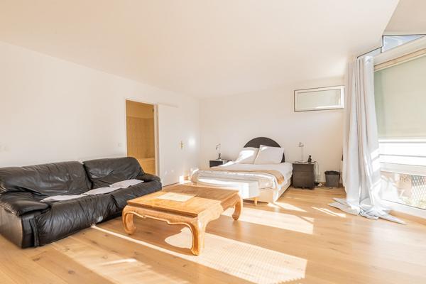 Triplex d'architecte avec jardin ,DPE D, Emplacement privilégié à deux pas du centre-ville de Verrières-le-Buisson, DPE D,  Sous-sol - Double BOX + emplacement Moto.