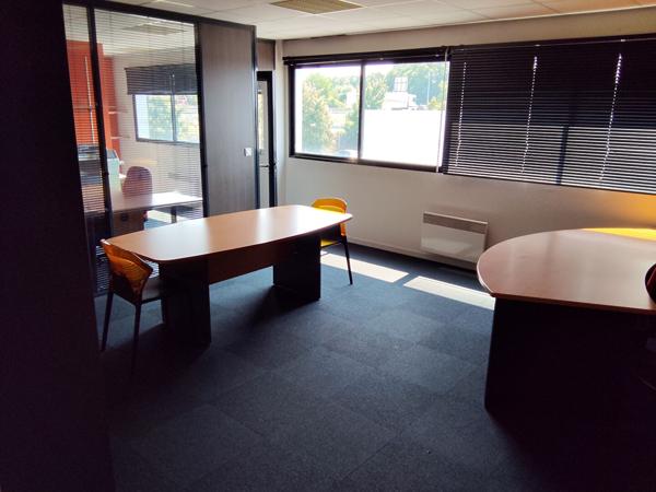 Bureaux 256 m²