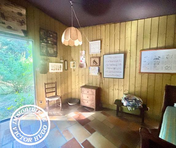 À VENDRE – MAISON D’ARCHITECTE À RÉNOVER AU CŒUR DE LA NATURE – LA DANCHÈRE / VENOSC
