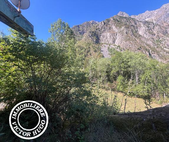 À VENDRE – MAISON D’ARCHITECTE À RÉNOVER AU CŒUR DE LA NATURE – LA DANCHÈRE / VENOSC