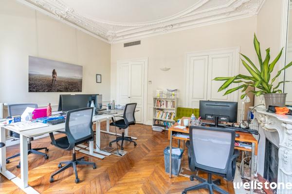 Bureaux à louer à PARIS 75009