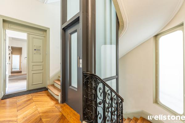 Bureaux à louer à PARIS 75009