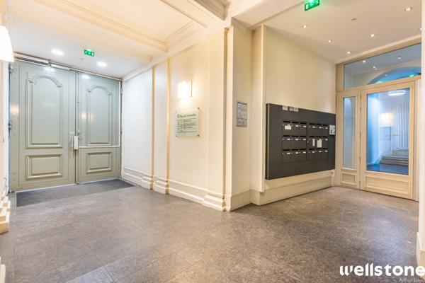Bureaux à louer à PARIS 75009