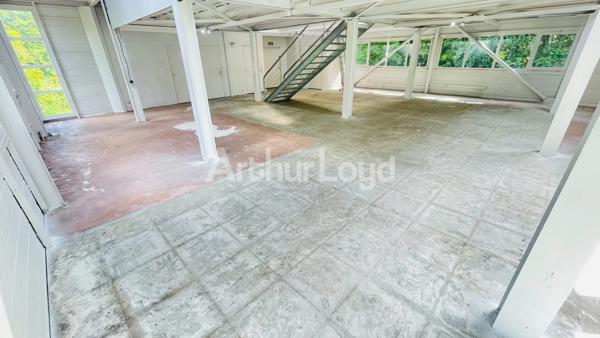 Bureaux à vendre ou à louer à Wasquehal avec parkings et accès privilégié
