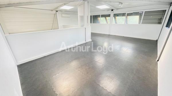 Bureaux à vendre ou à louer à Wasquehal avec parkings et accès privilégié