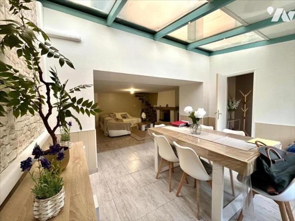 Centre ville - Maison  impeccable!