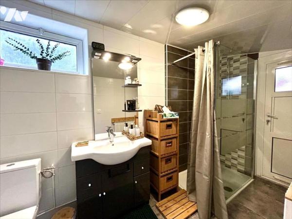 Centre ville - Maison  impeccable!