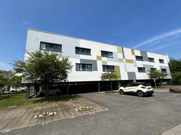 BUREAUX à VENDRE de 134 m²