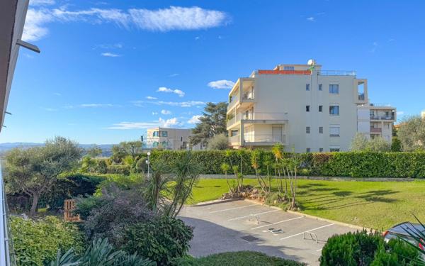 Appartement à vendre    2 pièces • 58,40 m2 Nice