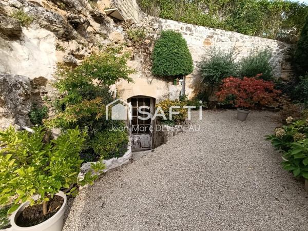 Rare Chinon centre, 115m² avec cour jardin