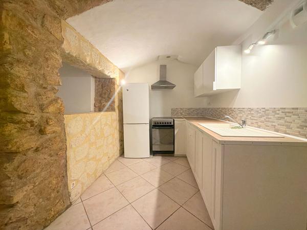 A VENDRE PERTUIS 84120 PROCHE CENTRE VILLE APPARTEMENT TYPE 2 DE 42 M² EN SOUPLEX