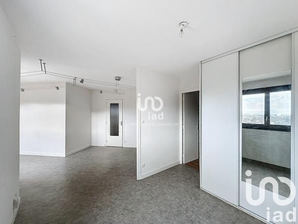 Appartement 2 pièces de 37 m² à Échirolles (38130)