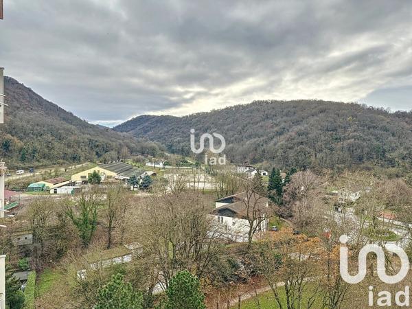 Appartement 2 pièces de 37 m² à Échirolles (38130)