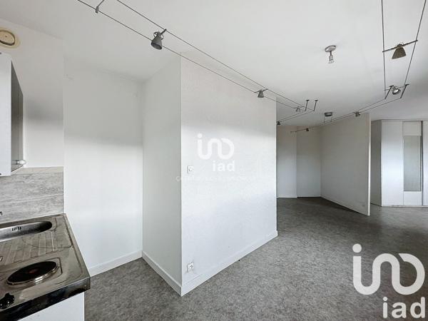 Appartement 2 pièces de 37 m² à Échirolles (38130)