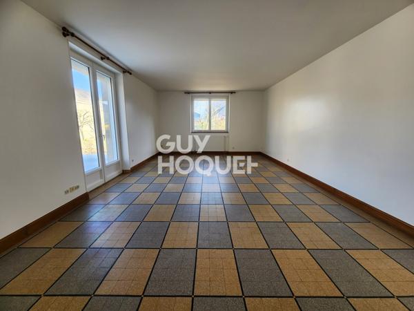 MAISON À LOUER DE 5 PIÈCES DE 156,90 M²