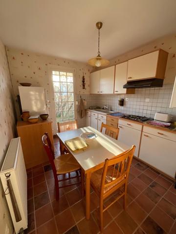 Maison, 3 chambres, jardin, garage.