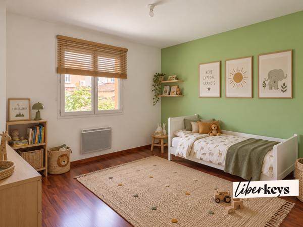 Caluire-et-Cuire – Vernay | Maison de ville 93 m² – 3 chambres – jardin - 1 box & 1 place de stationnement.