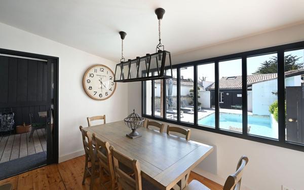 Maison à vendre    8 pièces •  Rivedoux-Plage