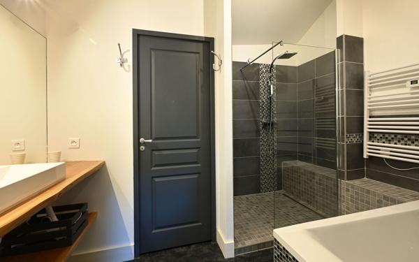 Maison à vendre    8 pièces •  Rivedoux-Plage