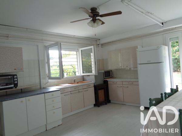 Maison à vendre 6 pièces 160 m² Saintes