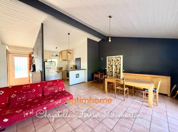 Maison de plain-pied - 110 m2 - 4 chambres - Parcelle 613 m2
