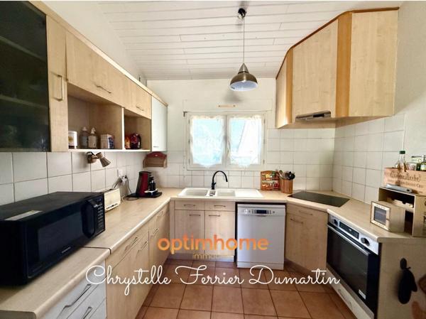 Maison de plain-pied - 110 m2 - 4 chambres - Parcelle 613 m2