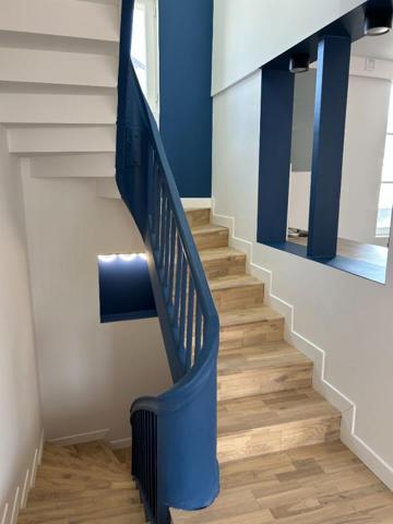 14600 Honfleur Appartement duplex 3 pièces refait à neuf  330 700 E