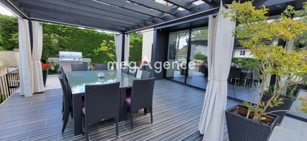 Maison à LE PLESSIS-TREVISE, 94420 - 8 pièces 182m²