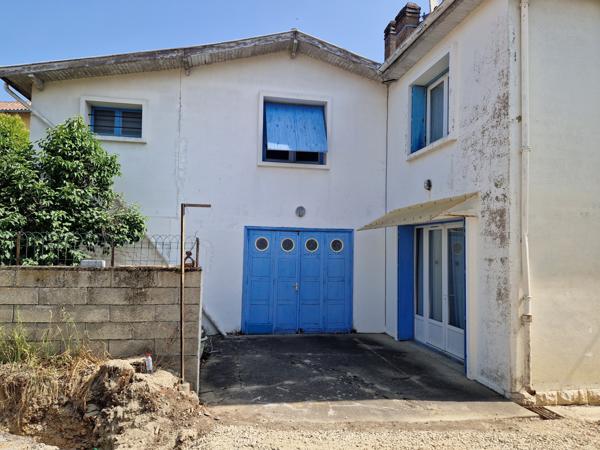 Miradoux (32340) MAISON DE VILLE AVEC APPARTEMENT, HANGAR ET JARDIN