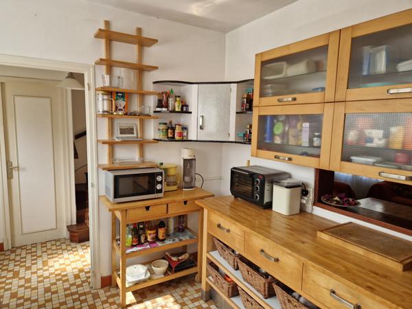 Miradoux (32340) MAISON DE VILLE AVEC APPARTEMENT, HANGAR ET JARDIN