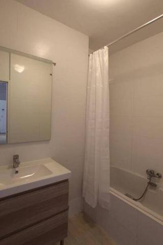 Appartement 4 pièces                                        - 44000 Nantes - Procé Réf : 12106