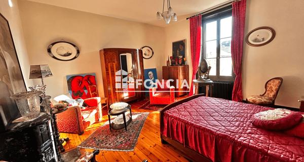 À vendre Maison 10 pièces 309.59 m² - La Roche-sur-yon 85000